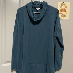 Garnet Hill sweatshirt